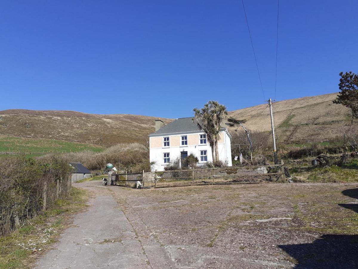 Gleann Loic Farmhouse Dingle Exterior photo